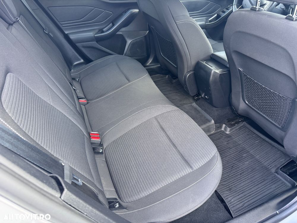 Ford Focus 1.5 EcoBlue Titanium Business - 24