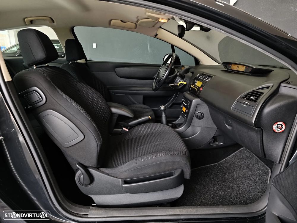 Citroën C4 1.6 HDi 110 VTR Pack - 27