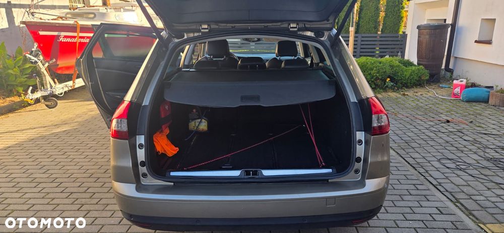 Citroën C5 HDi 135 FAP Exclusive - 16