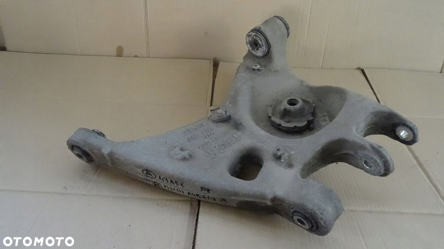 AUDI A4 B6 1.6 WAHACZ PRAWY TYŁ SEDAN 8E0505312 03426331 - 2