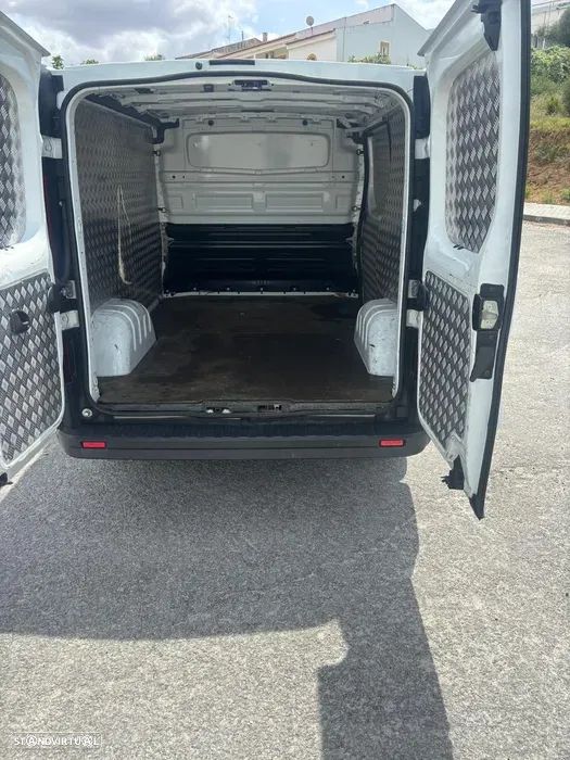 Opel Vivaro - 7