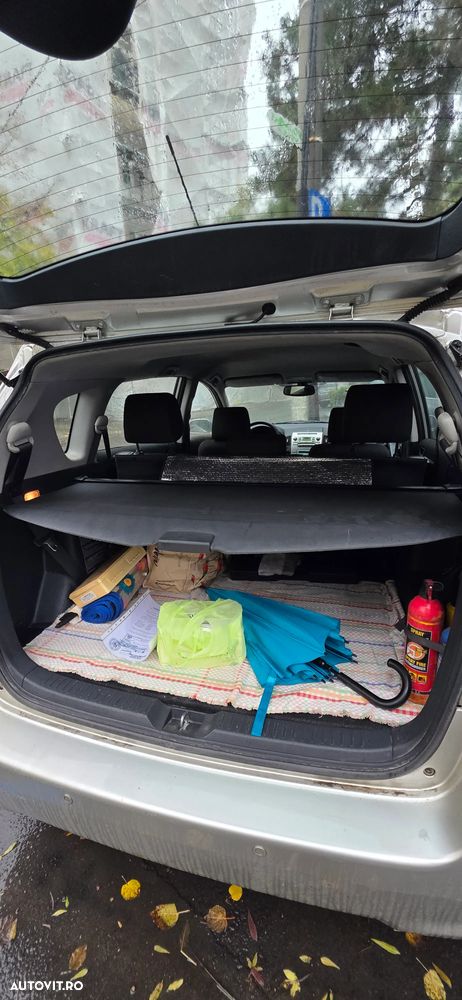 Toyota Corolla Verso - 4