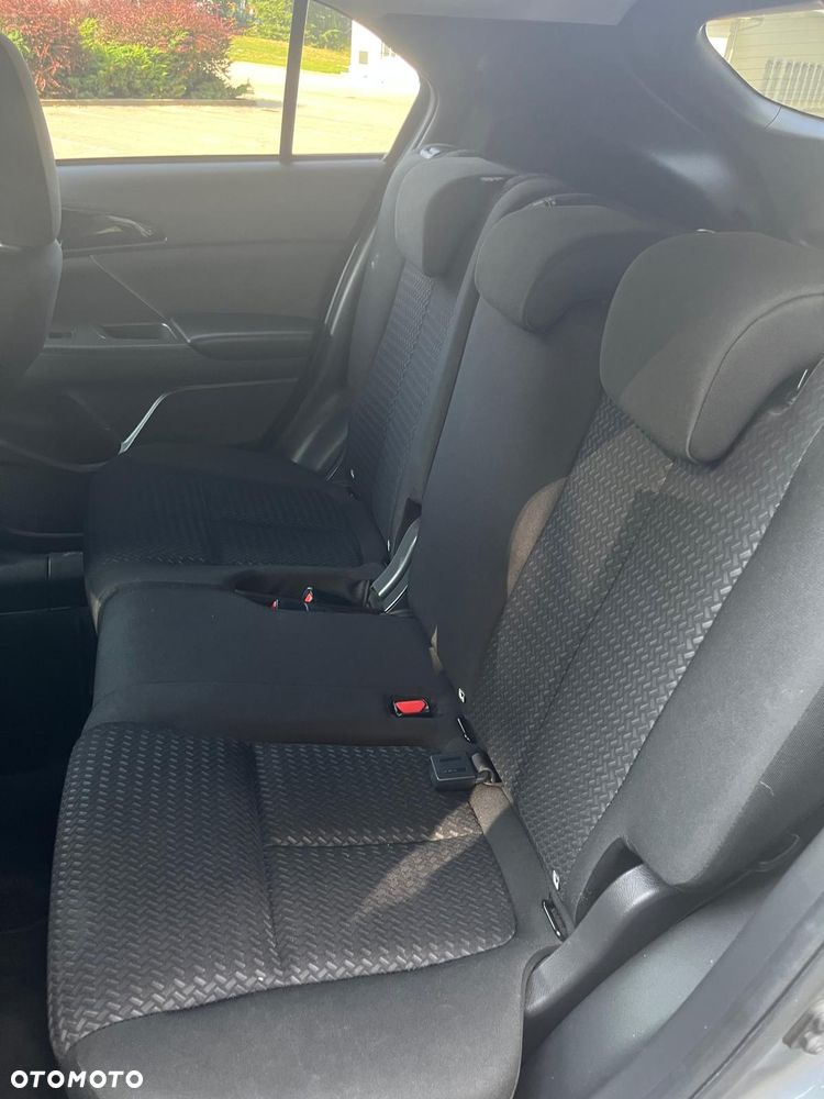 Mitsubishi Eclipse Cross - 13