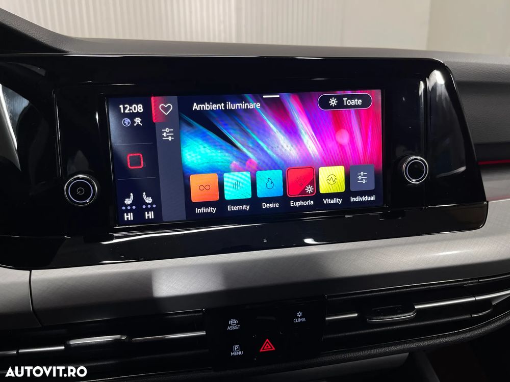 Volkswagen Golf 1.5 TSI ACT Life - 18