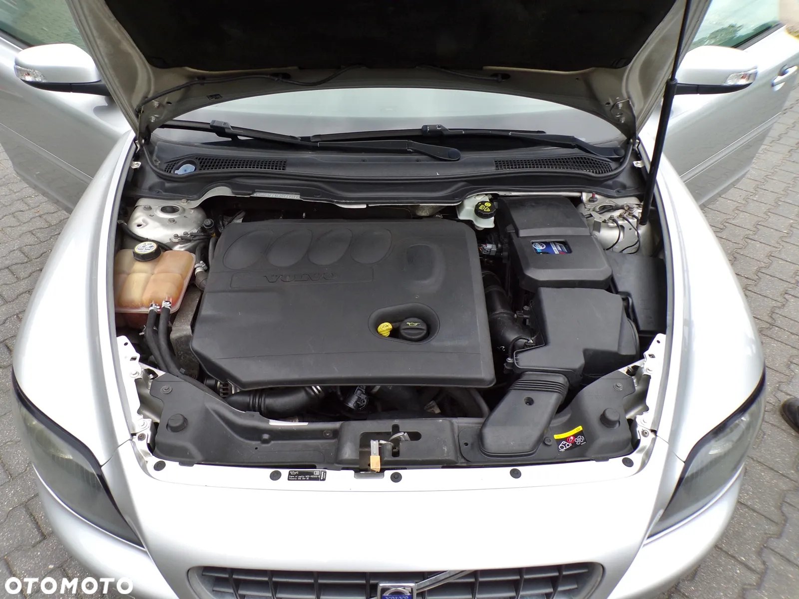 Volvo C70 2.0D Kinetic - 27