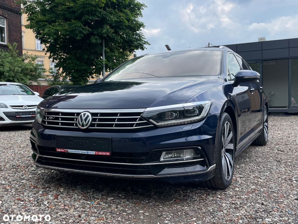 Volkswagen Passat - 2