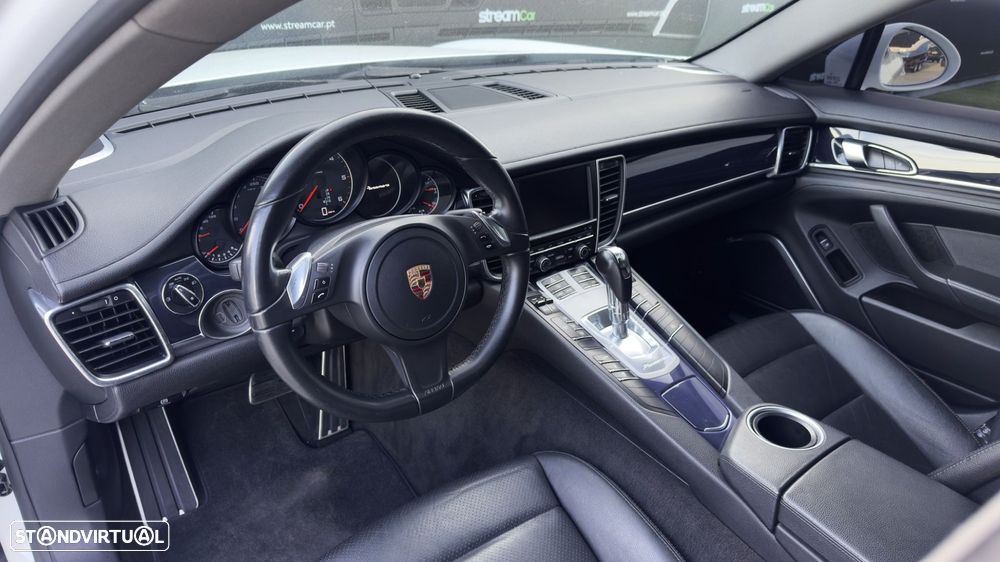 Porsche Panamera Edition - 12