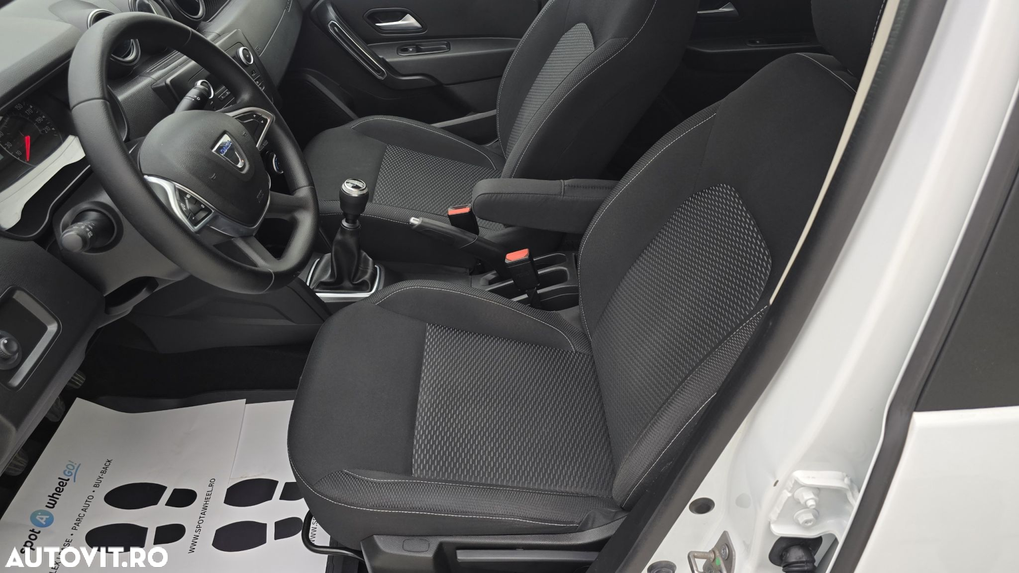Dacia Duster 1.5 Blue dCi 4WD Comfort - 12