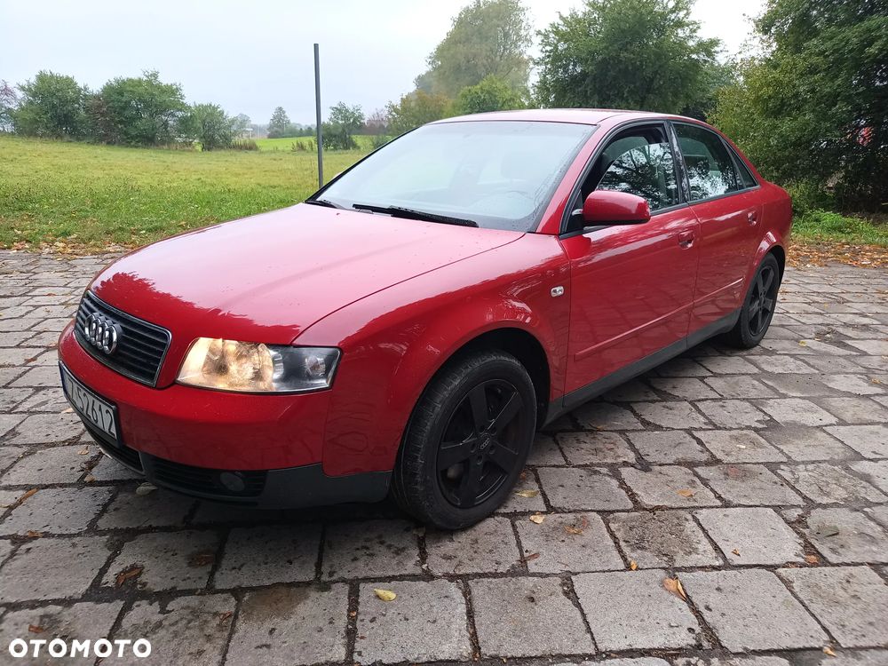 Audi A4 - 1