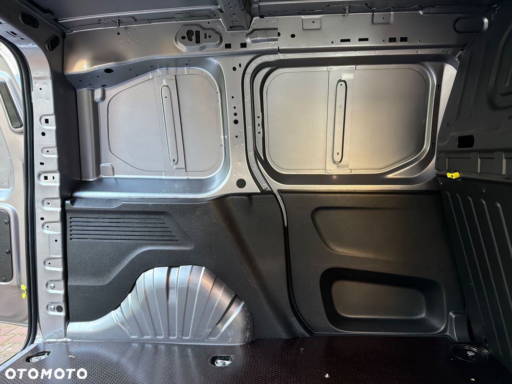 Citroën Berlingo Blaszak Automat Jak Nowy 3 Osobowy 130 Koni Drugie Koła Unikat - 19