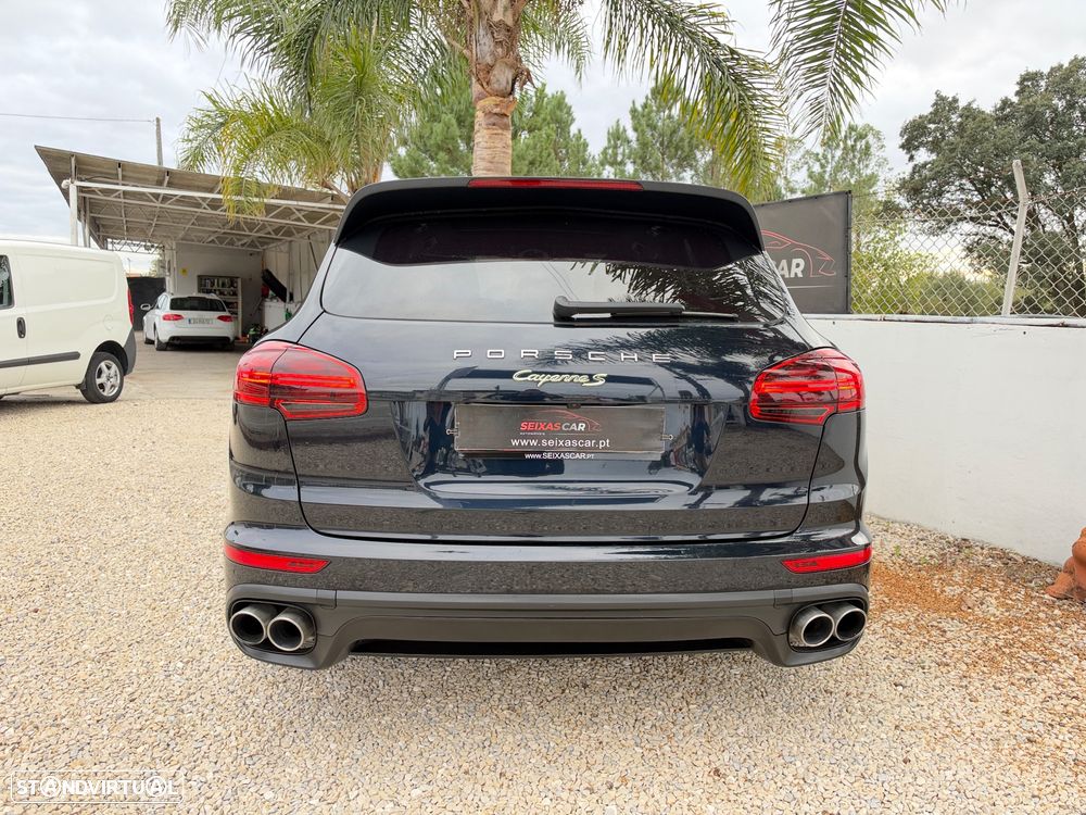 Porsche Cayenne - 6