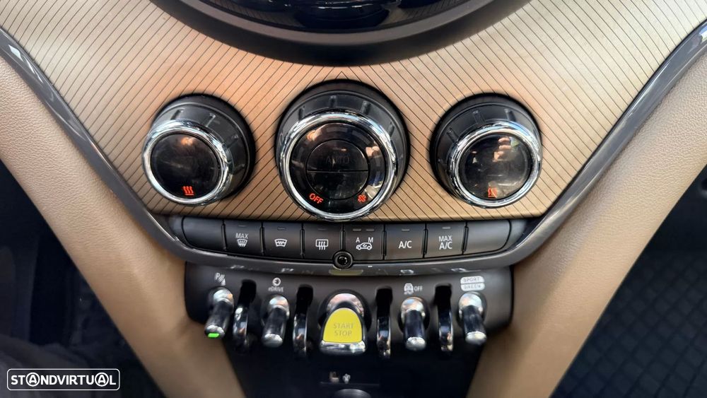 MINI Countryman Cooper SE ALL4 Auto - 27
