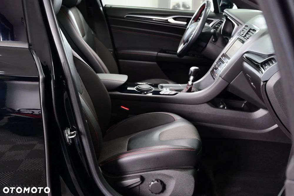 Ford Mondeo 1.5 EcoBoost STart-Stopp ST-Line - 22