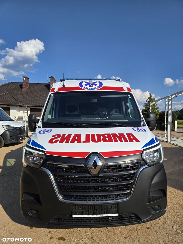 Renault Master Ambulans karetka - 6