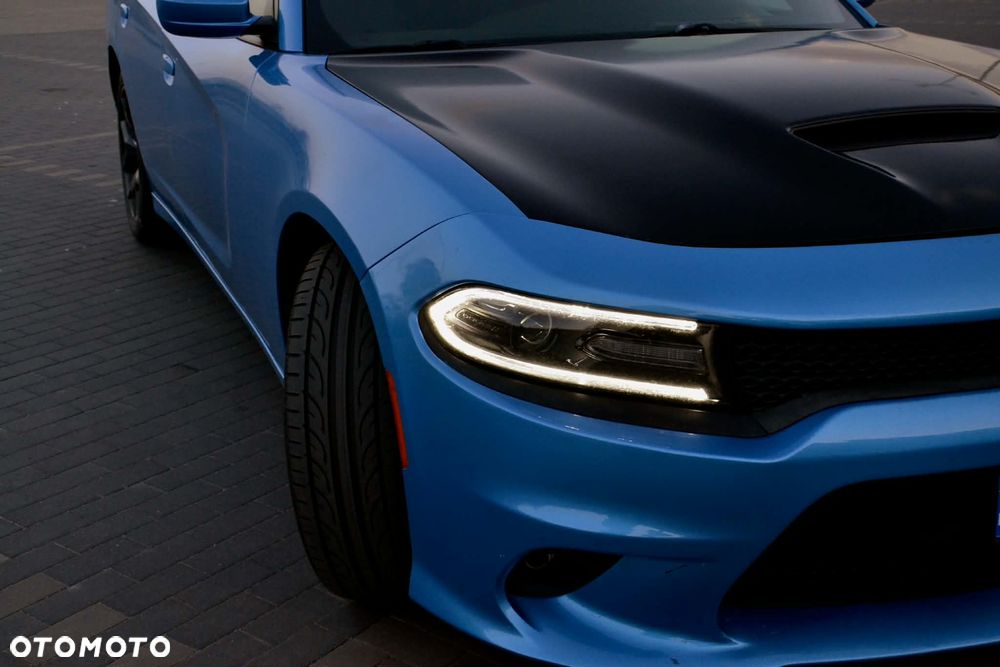 Dodge Charger 5.7 V8 RT - 3