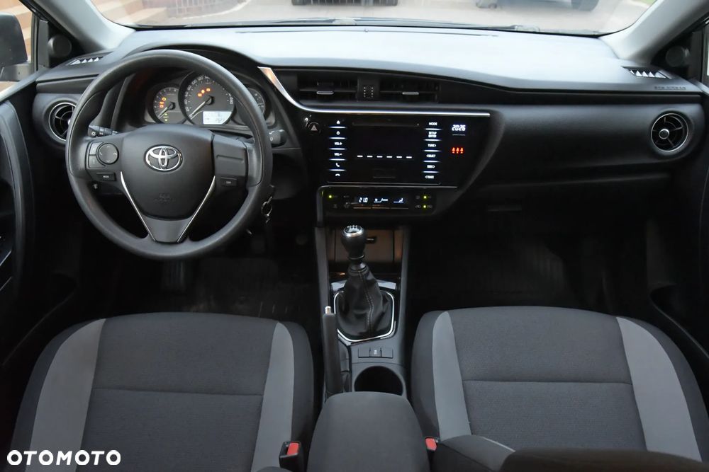Toyota Auris 1.33 VVT-i Active - 22