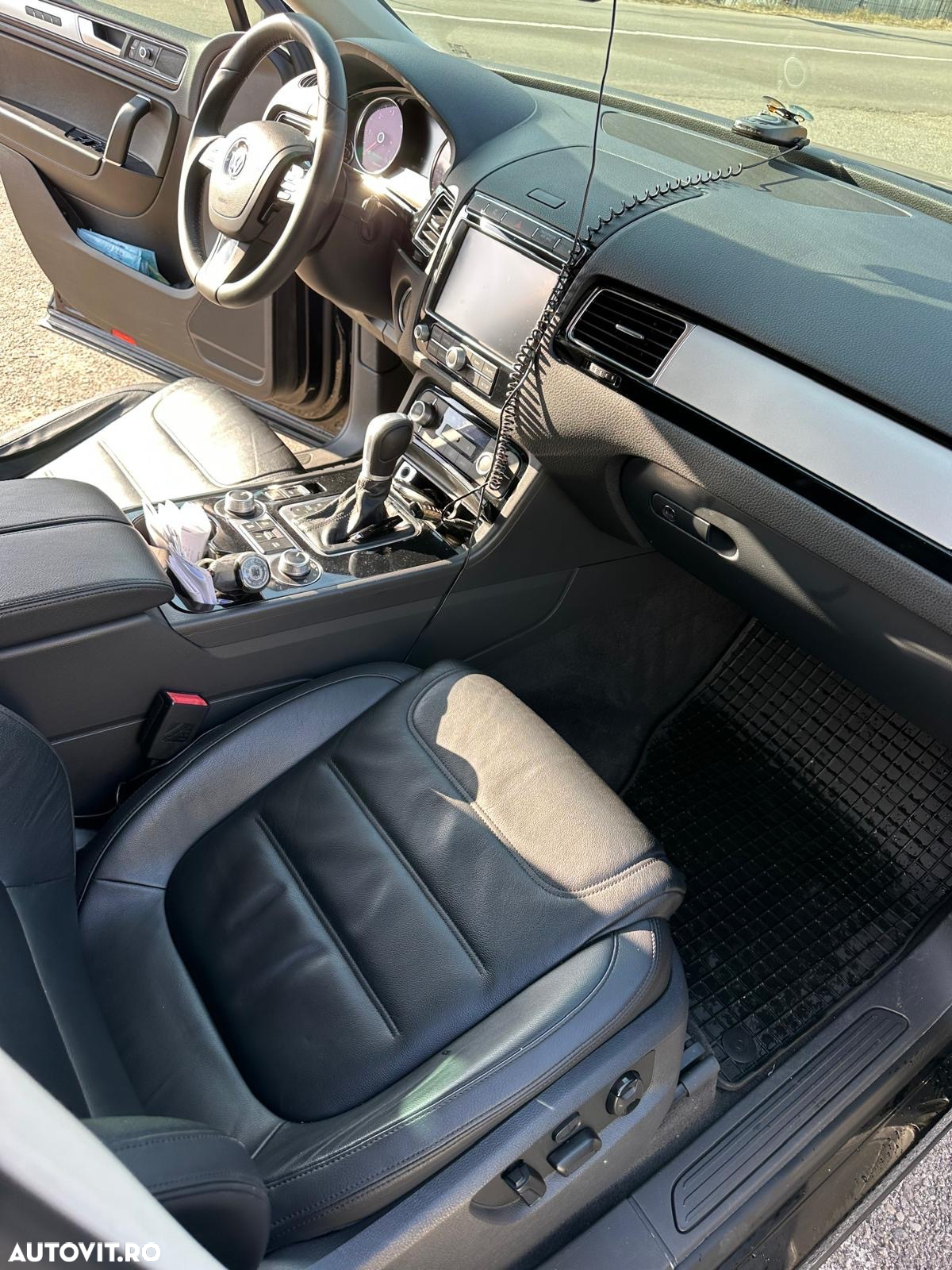 Volkswagen Touareg V6 TDI BMT Supreme Plus - 9