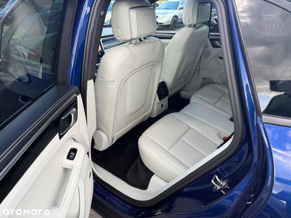 Porsche Macan Standard - 23