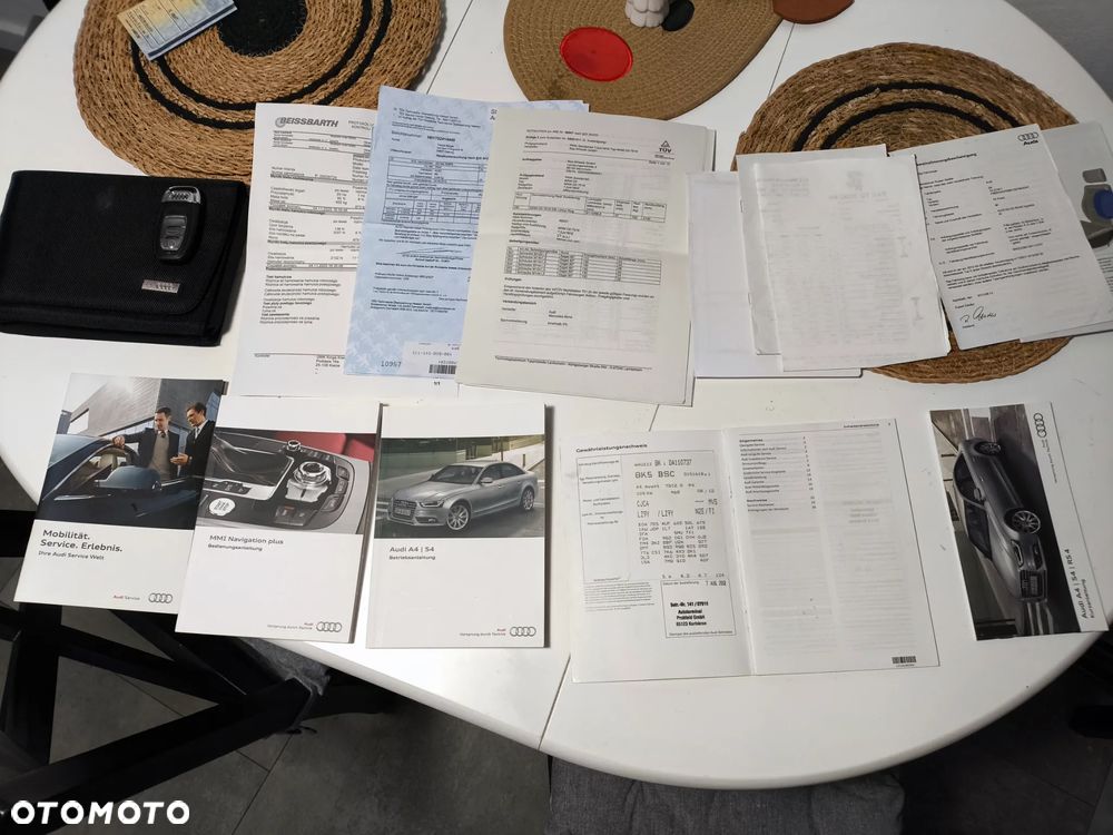 Audi A4 Avant 2.0 TDI DPF Ambiente - 16