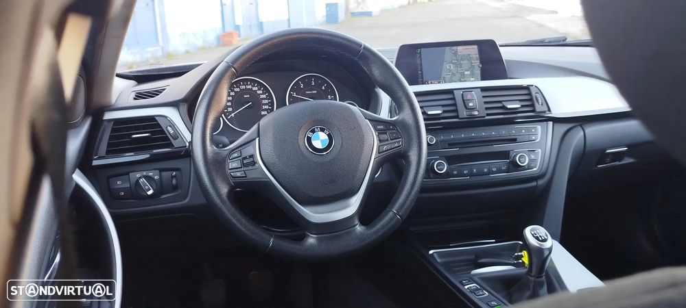 BMW 318 d xDrive Line Sport - 10