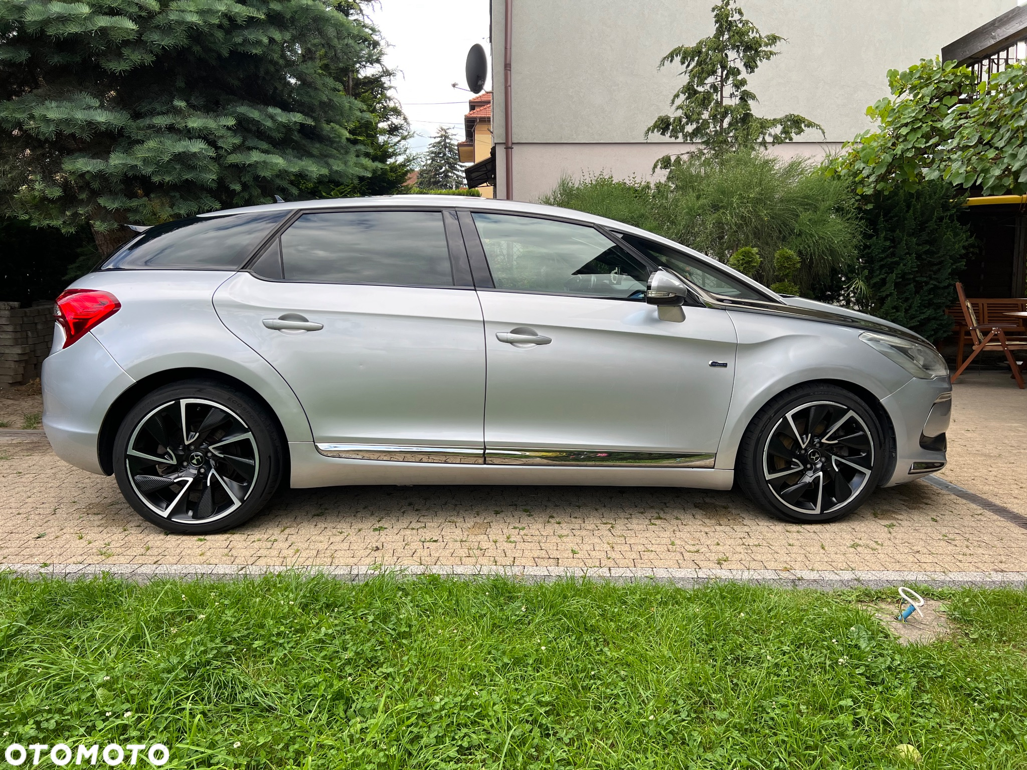 Citroën DS5 2.0 HDi Hybrid4 SportChic MCP - 21