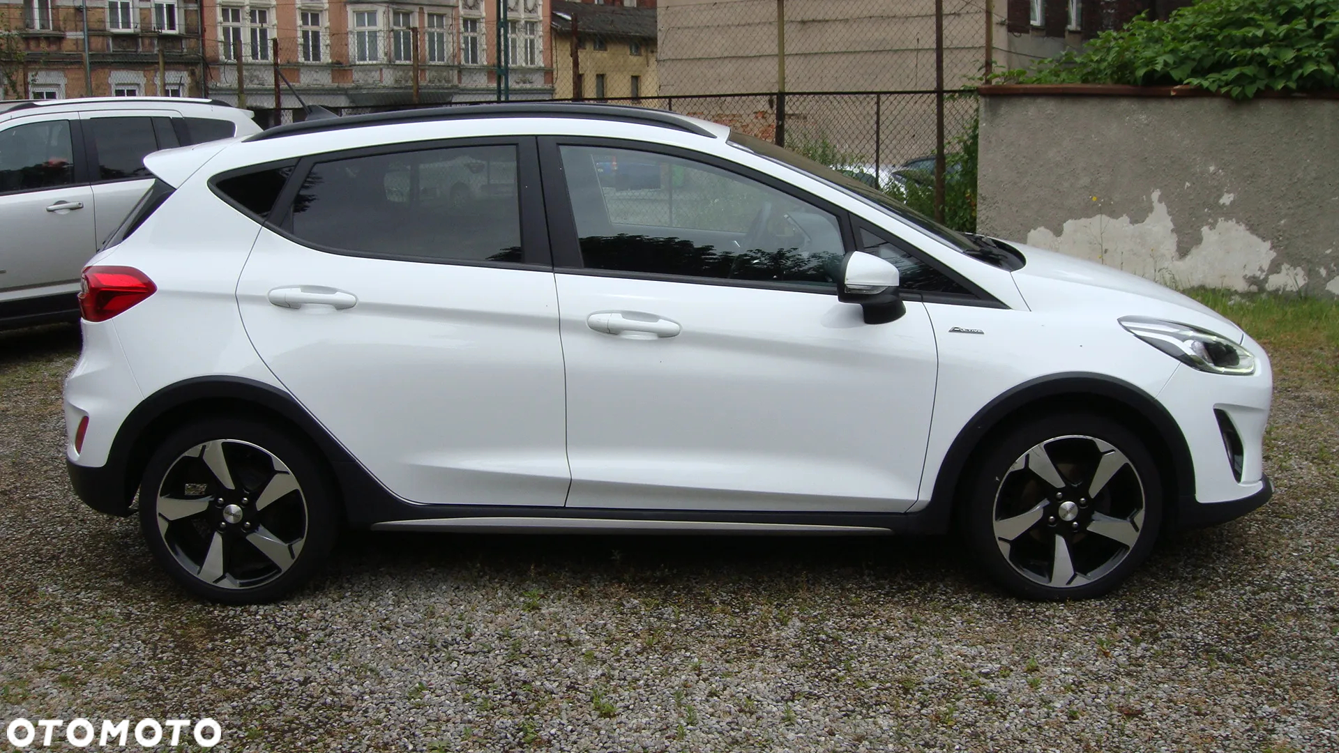 Ford Fiesta 1.0 EcoBoost S&S ACTIVE X - 4