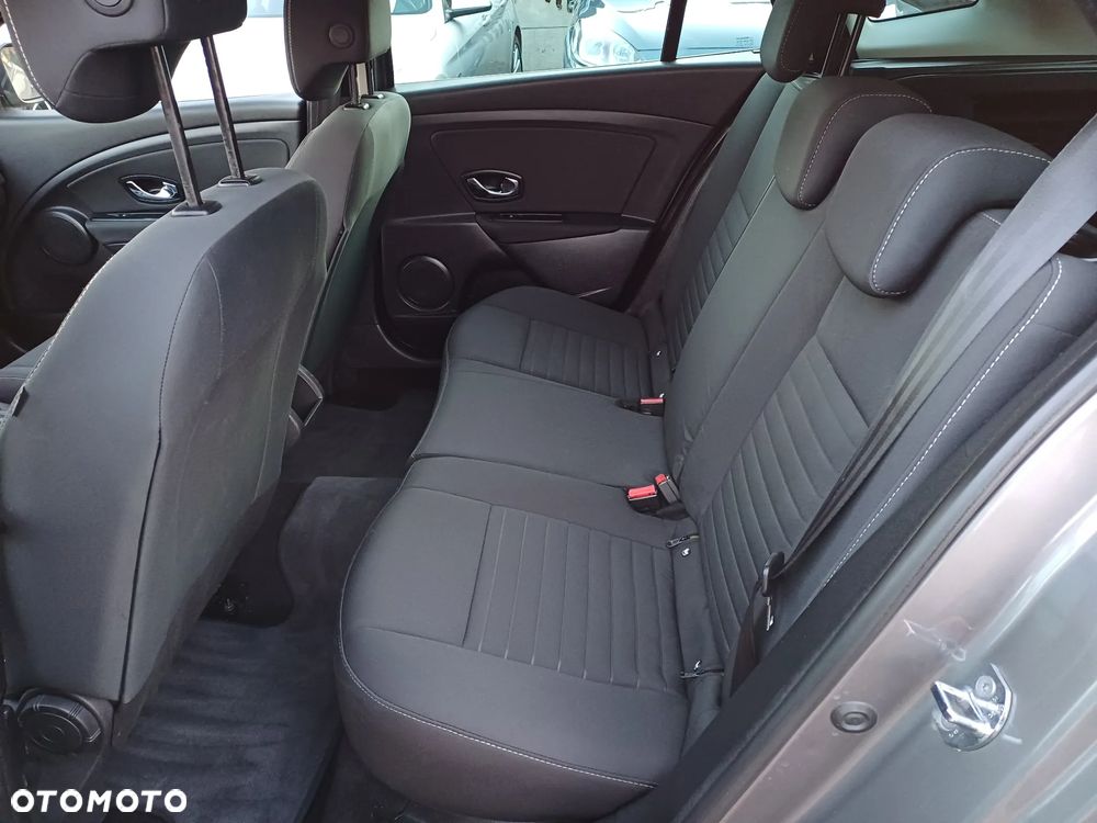 Renault Megane 1.2 16V TCe Limited EDC EU6 - 17