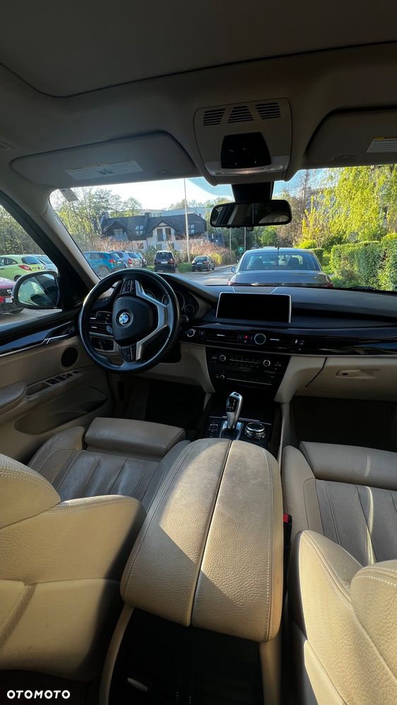 BMW X5 xDrive35i - 9