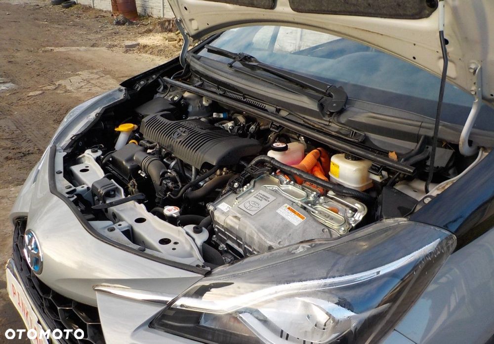 Toyota Yaris - 6