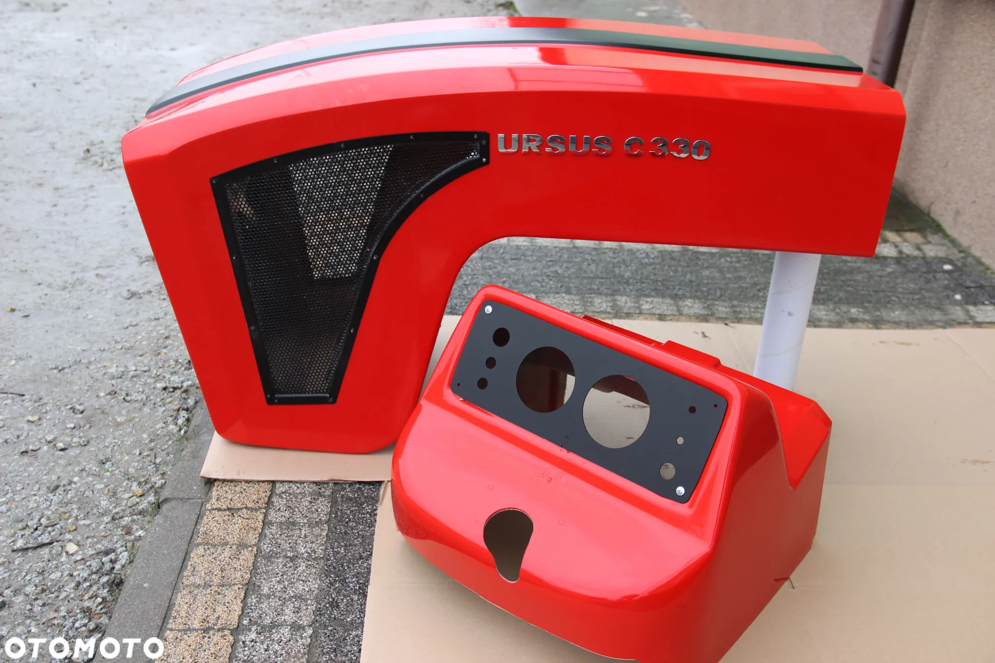 Maska ciągnikowa tworzywo Ursus C330 C-330 Retro Nowość HIT branson - 2