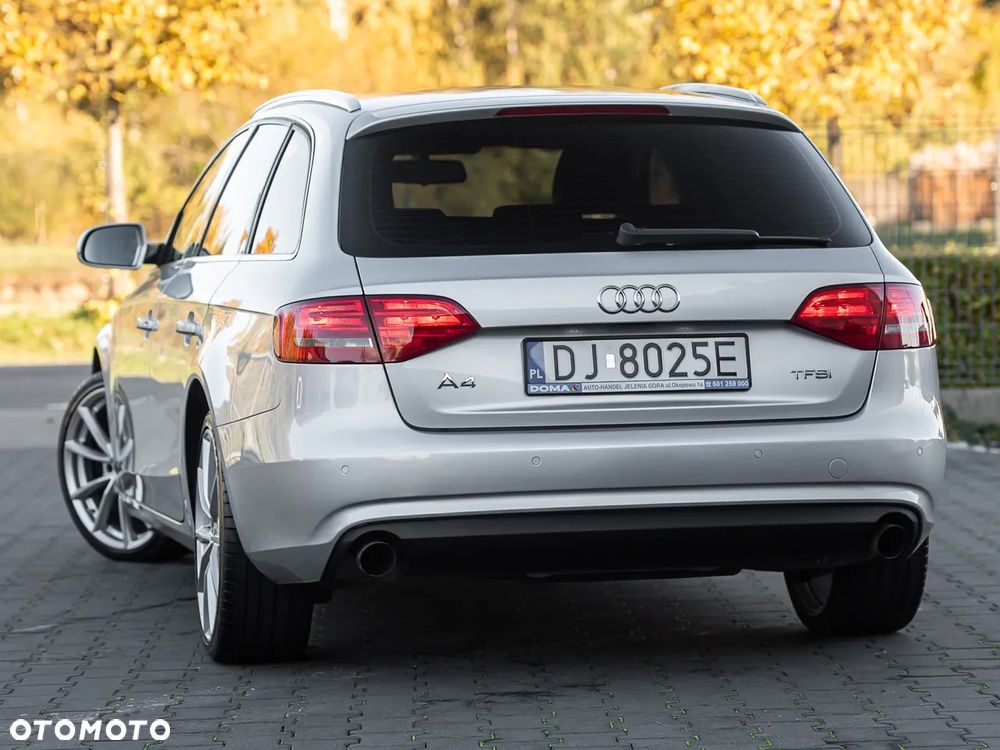 Audi A4 Avant - 8
