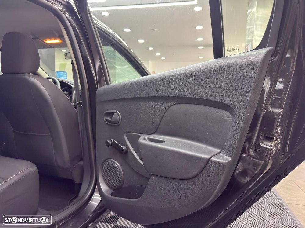 Dacia Logan MCV 1.5 dCi SL 10 Anos - 28