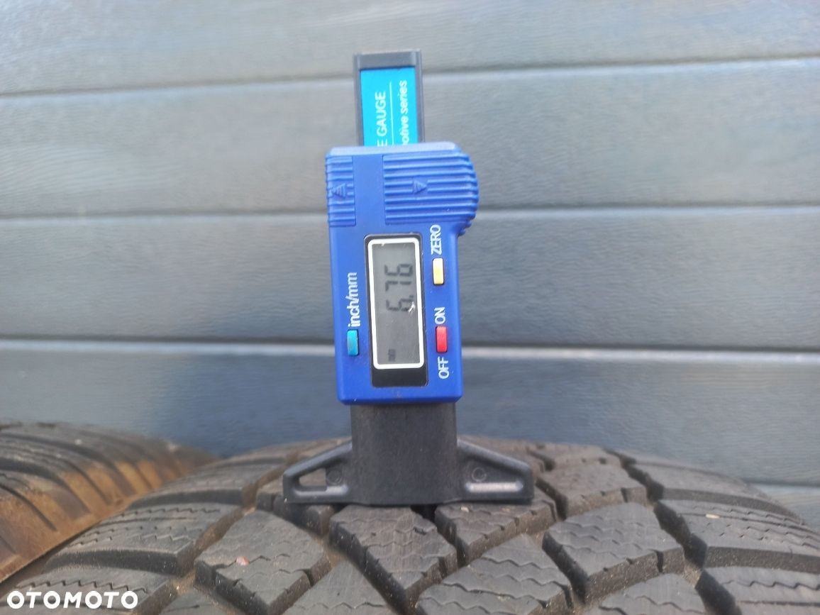 Opony zimowe Bridgestone 215/55/17 98V - 5