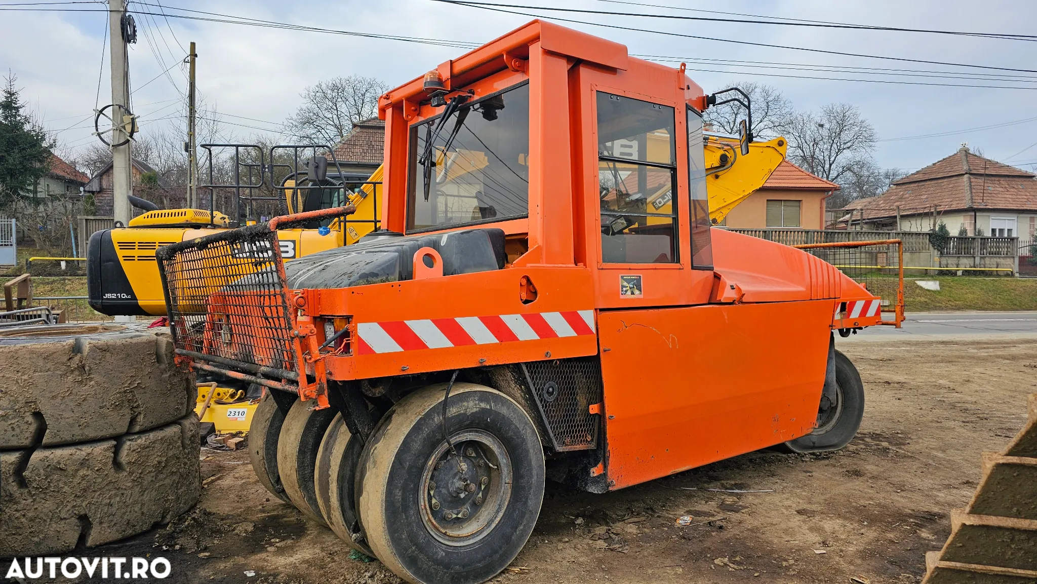 Caterpillar CAT PS 300 Cilindru compactor polipneu - 4