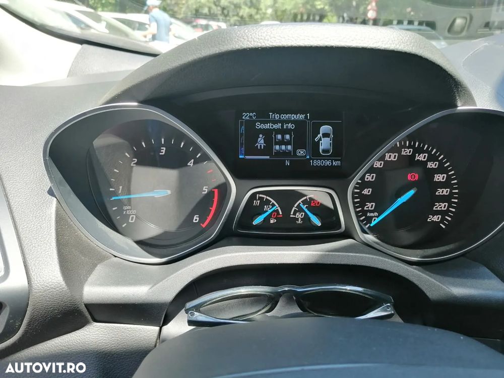 Ford Kuga 2.0 TDCi 4WD Titanium - 3