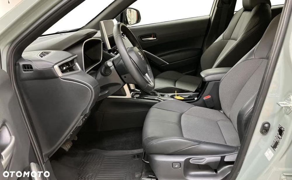 Toyota Corolla Cross 2.0 Hybrid Executive AWD - 20