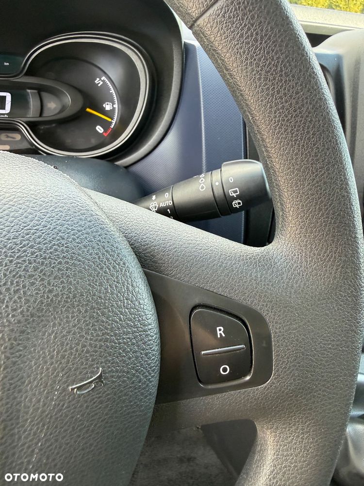 Opel Vivaro L2H1 2,9t Elegance Business - 28