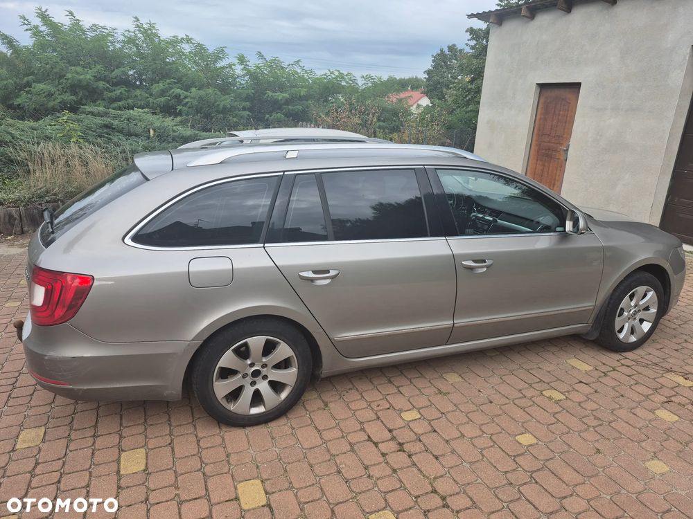 Skoda Superb 1.8 TSI Ambition DSG - 2