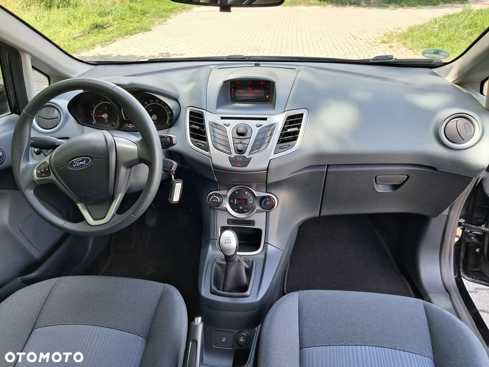 Ford Fiesta 1.25 Trend - 8
