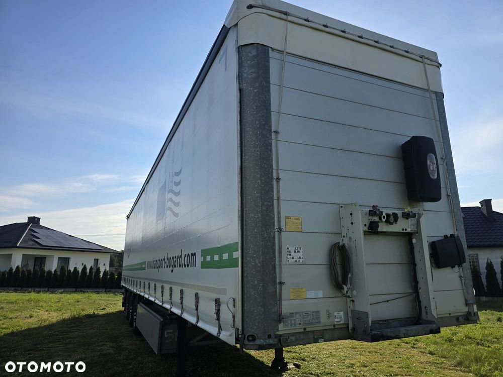Schmitz Cargobull SCB - 4