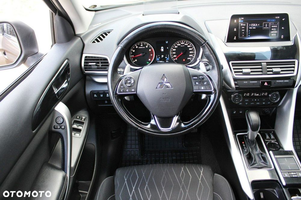 Mitsubishi Eclipse Cross 1.5 T GPF Intense CVT - 13