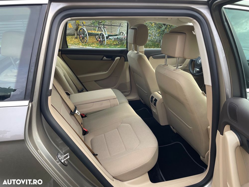 Volkswagen Passat - 21