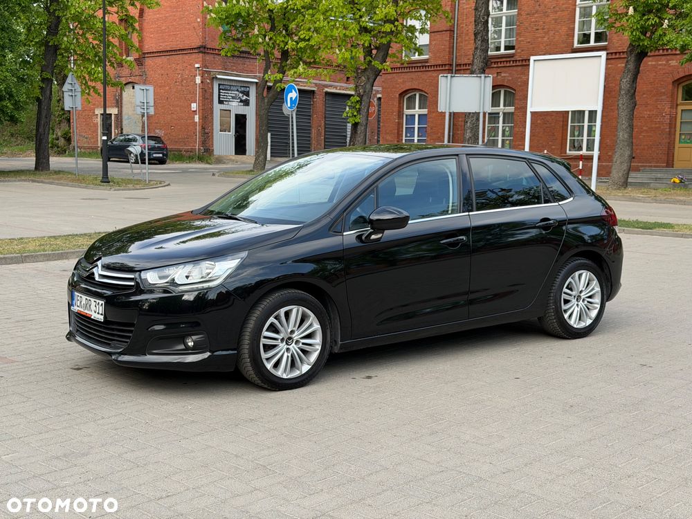 Citroën C4 e-HDi 115 Exclusive - 3