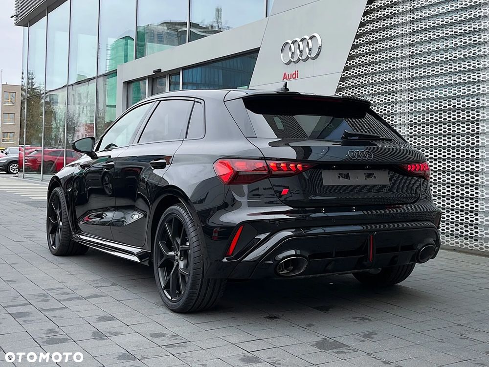 Audi RS3 Sportback - 8