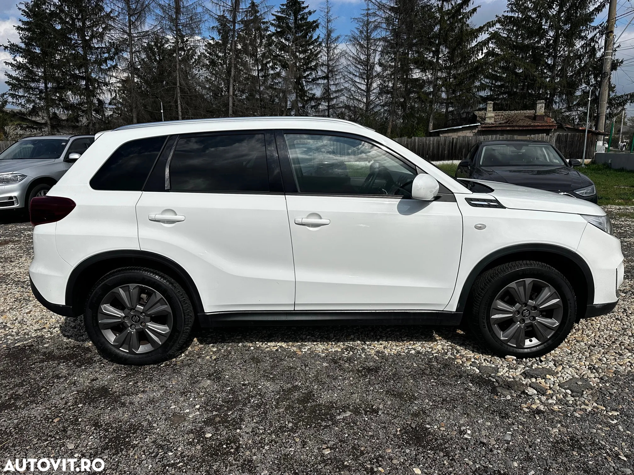 Suzuki Vitara 1.0 Boosterjet Allgrip Comfort - 3