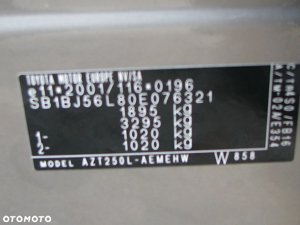 Toyota Avensis 2.0 VVT-i Executive - 23