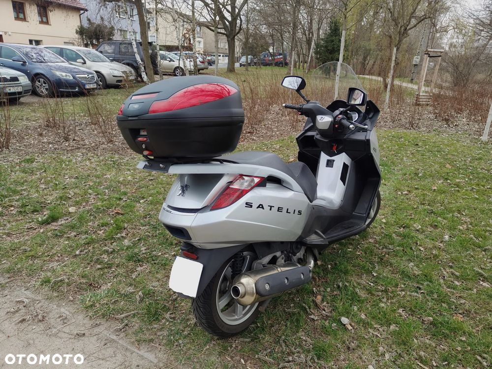 Peugeot Satelis - 13