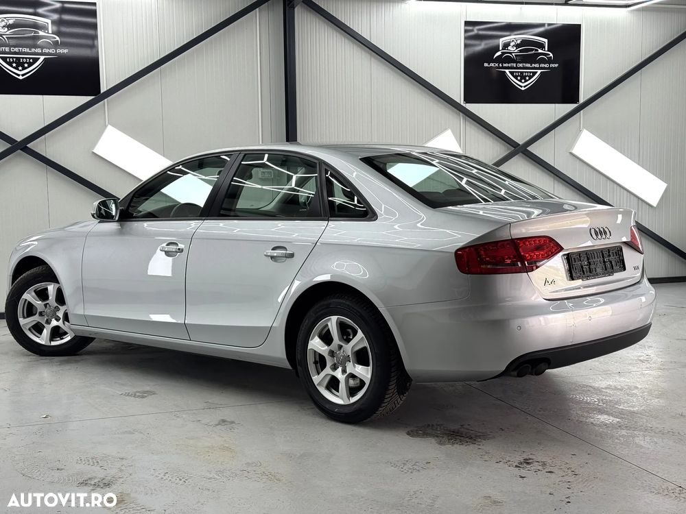 Audi A4 2.0 TDI DPF multitronic Attraction - 5