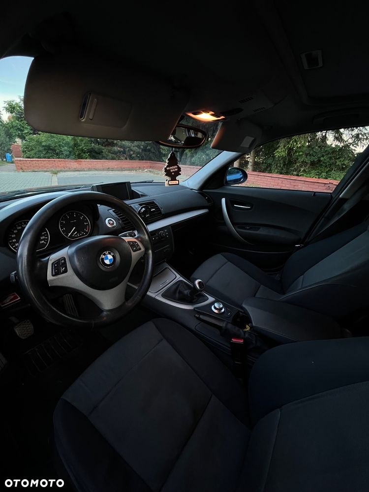 BMW Seria 1 116i - 13