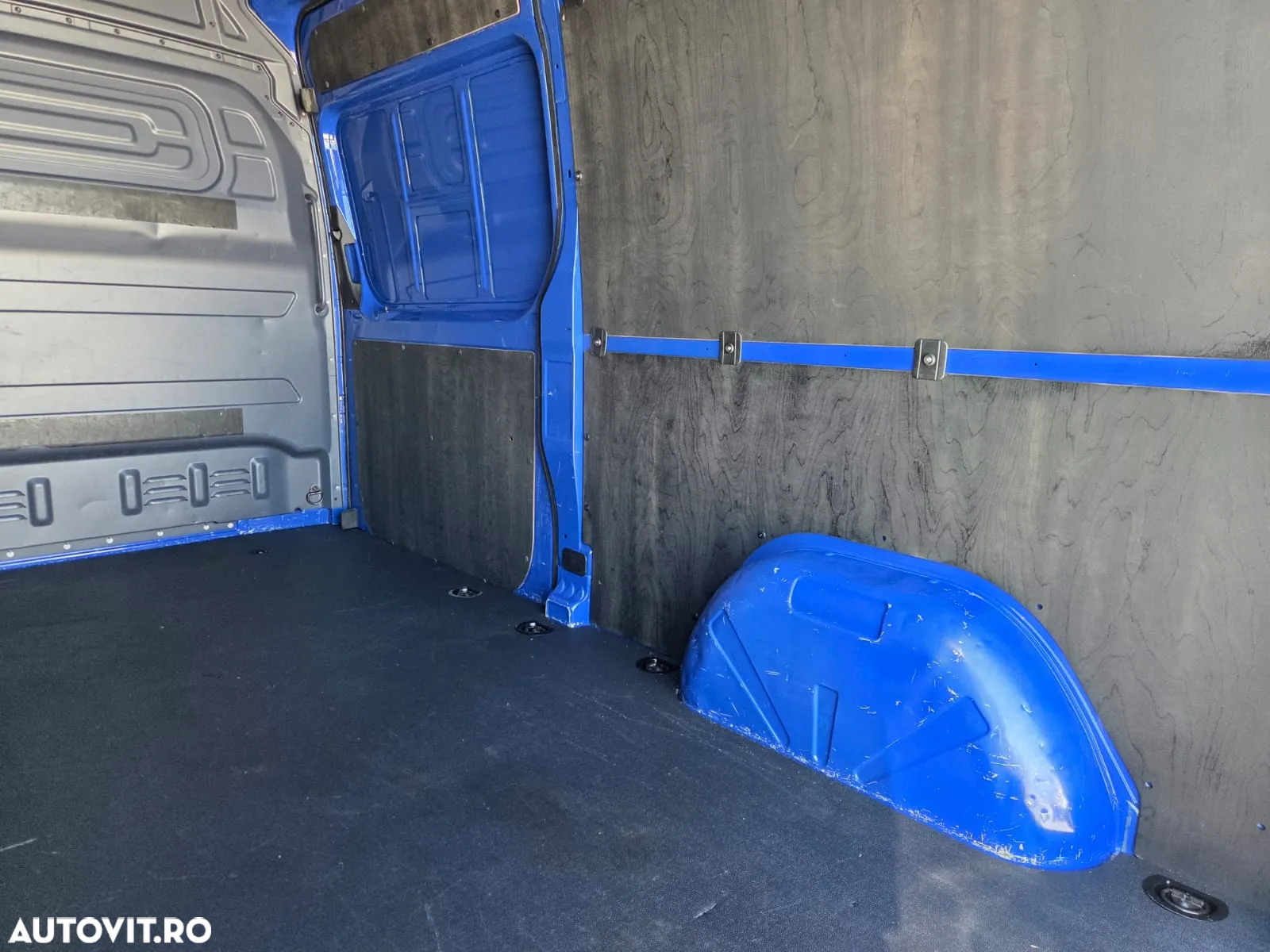 Mercedes-Benz New Sprinter L3H2 - 13